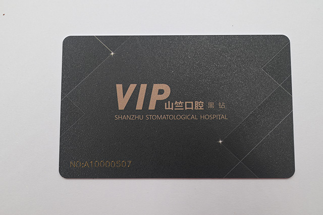 會員PVC卡制作比紙品印刷更復雜，工序更多